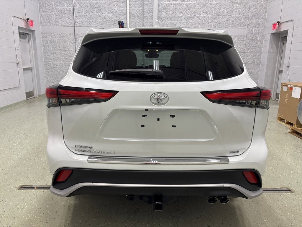 2022 Toyota Highlander XSE