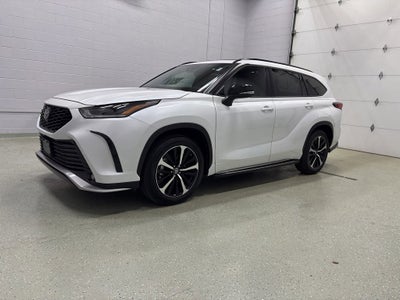 2022 Toyota Highlander XSE