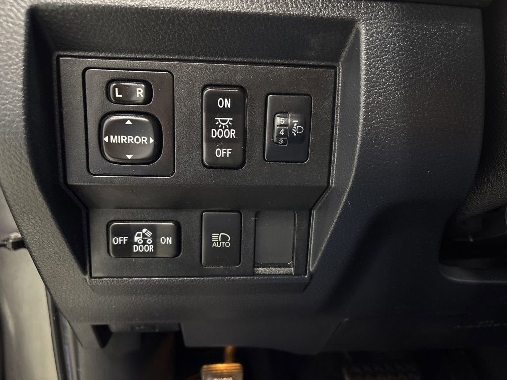 2020 TOYOTA TRUCK TUNDRA 4WD SR5