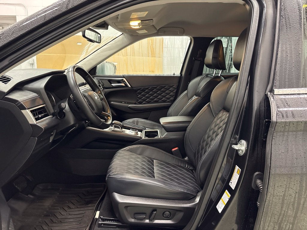 2022 Mitsubishi Outlander SEL