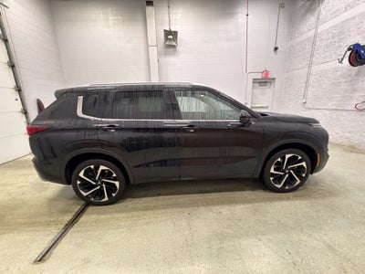 2022 Mitsubishi Outlander SEL