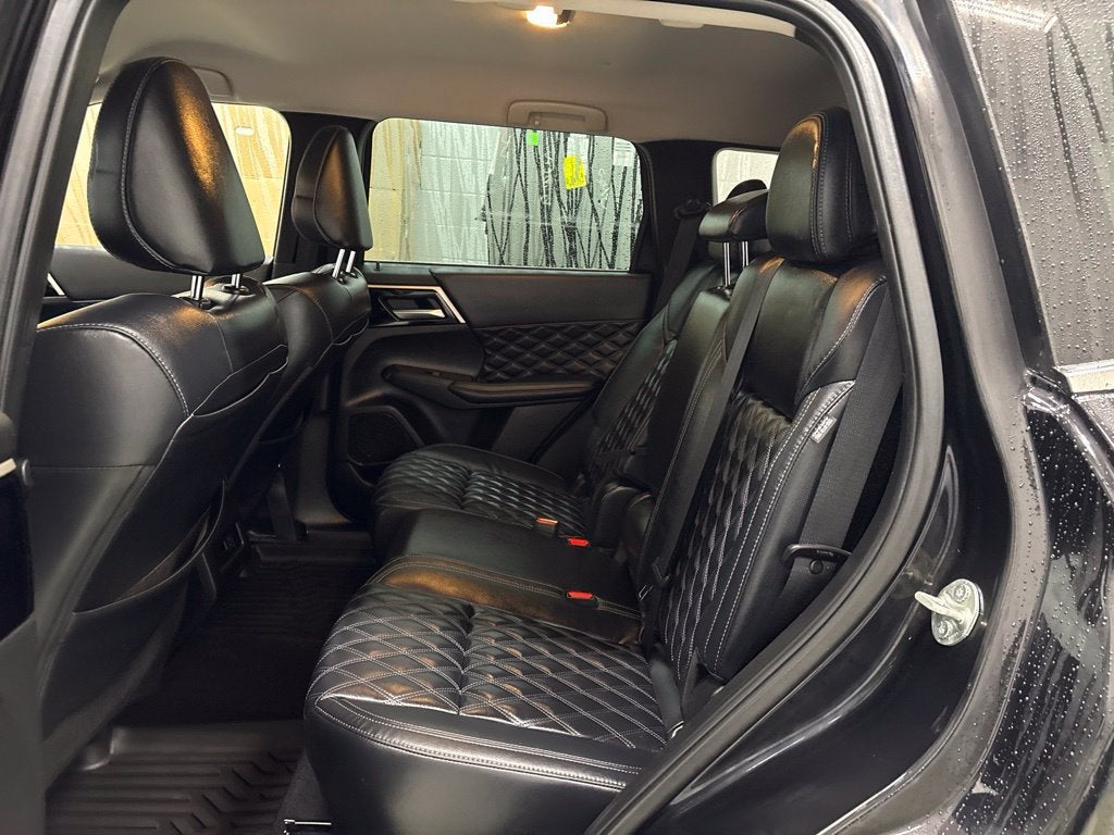 2022 Mitsubishi Outlander SEL