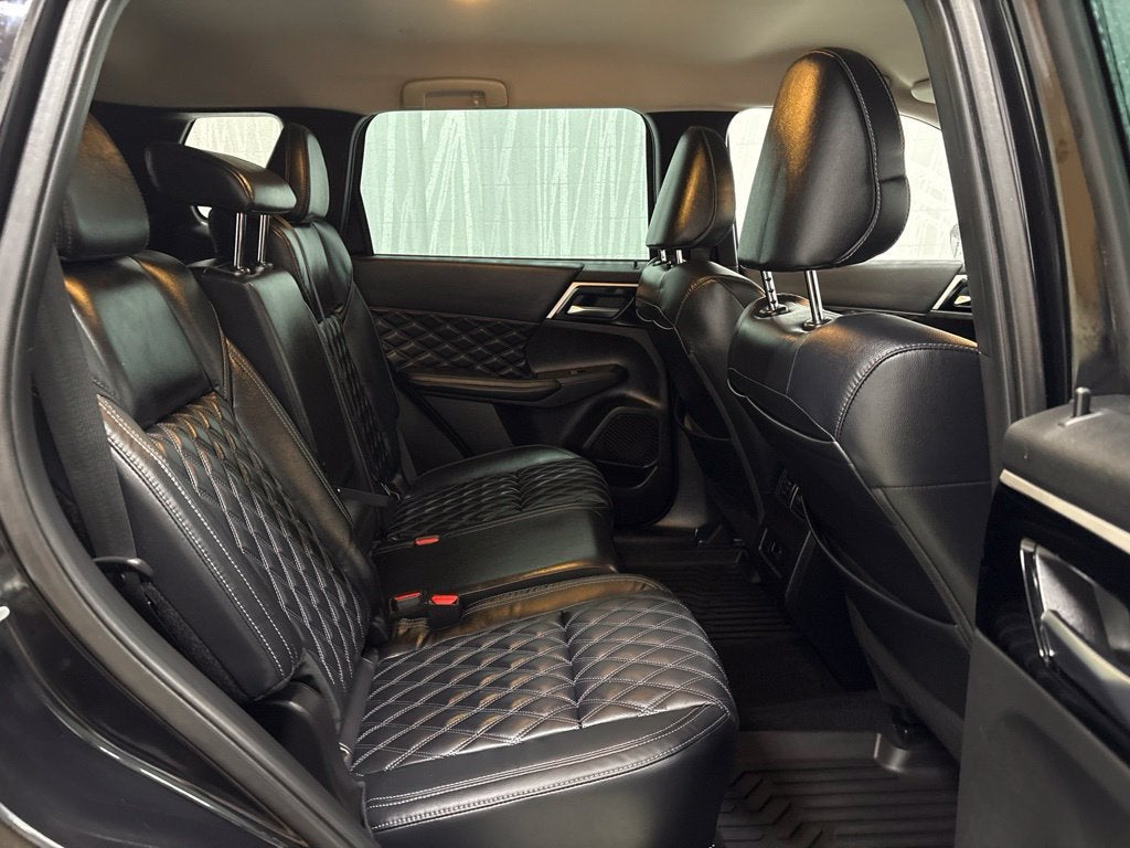 2022 Mitsubishi Outlander SEL