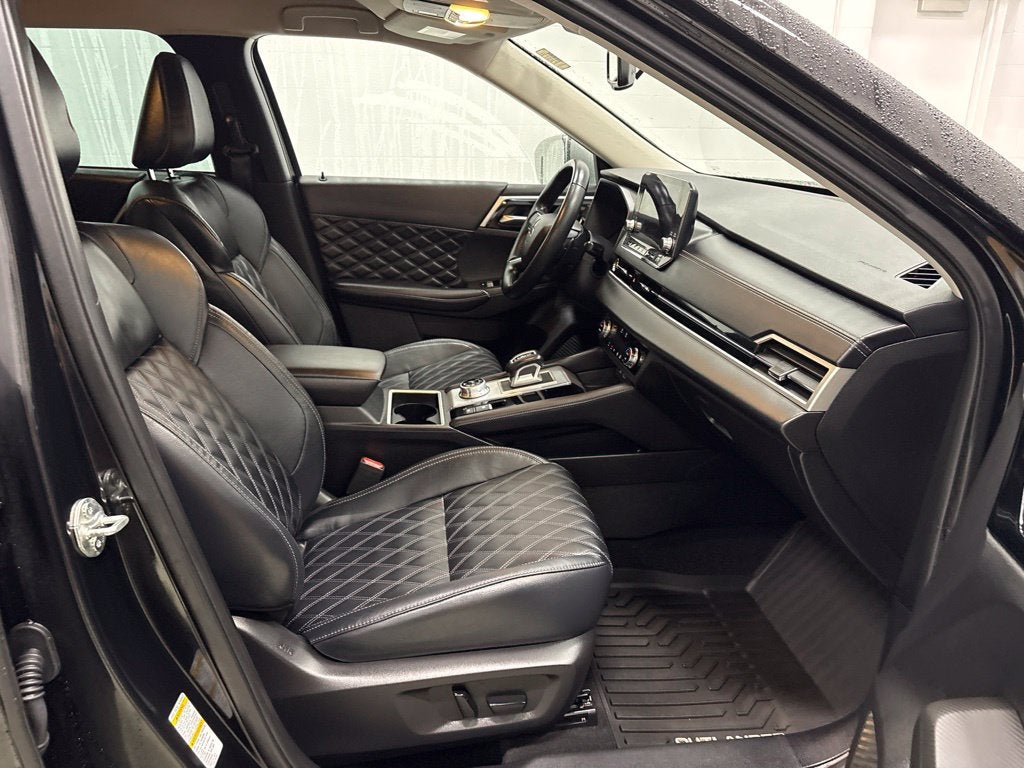 2022 Mitsubishi Outlander SEL