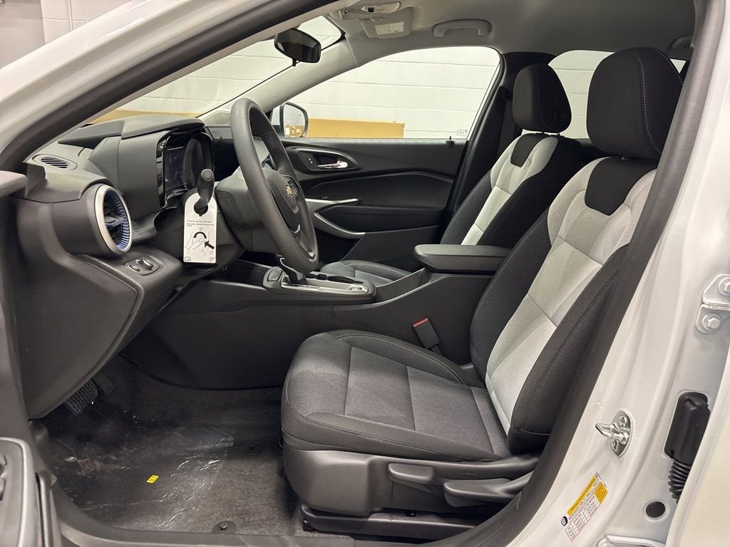 2026 Chevrolet Trax LS SUV FWD