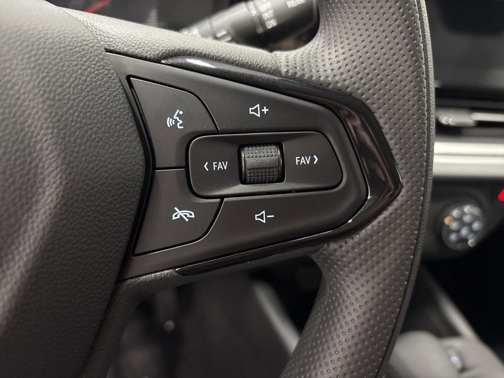 2026 Chevrolet Trax LS SUV FWD