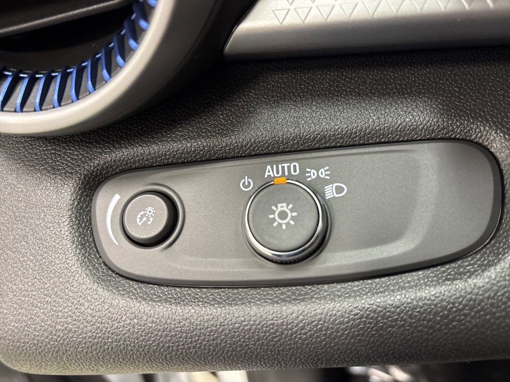 2026 Chevrolet Trax LS SUV FWD