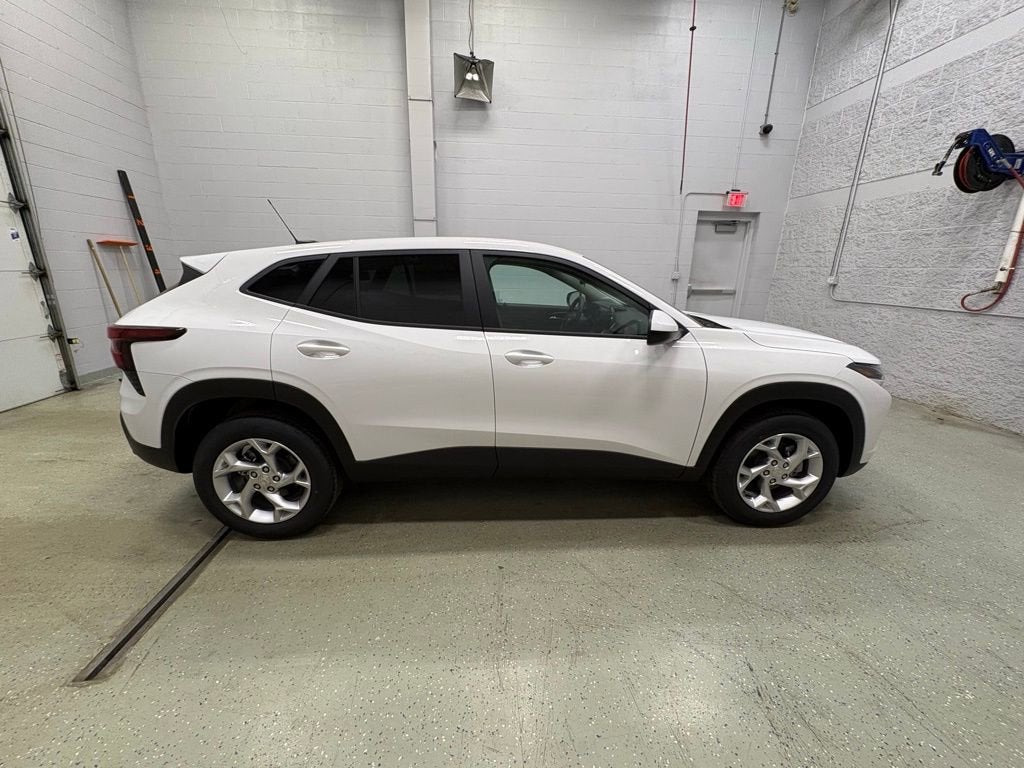 2026 Chevrolet Trax LS SUV FWD