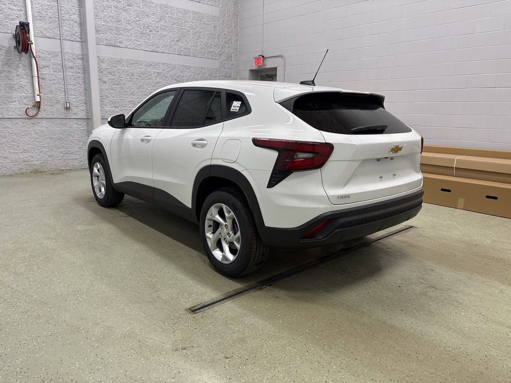 2026 Chevrolet Trax LS SUV FWD