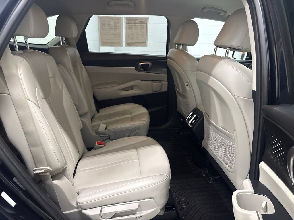 2024 Kia Sorento Hybrid EX