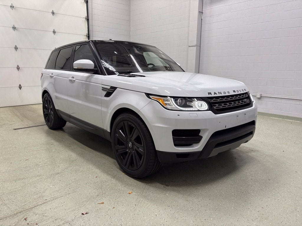 Used 2017 Land Rover Range Rover Sport SE with VIN SALWG2FV2HA138545 for sale in Rogers, Minnesota