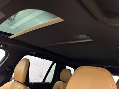 2024 Volvo XC90 B6 Ultimate Bright Theme 7-Seater
